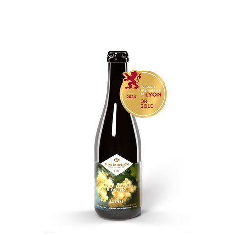 Fruitful Pursuits: Riesling 2022 375ml